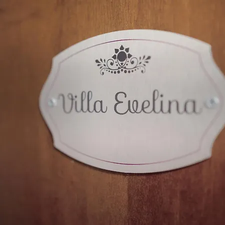 Evelina Apartmán *