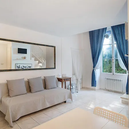 Evelina Apartmán